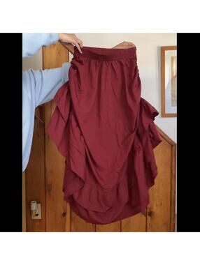 Scarlet Darkness red ruffle pirate skirt Size S